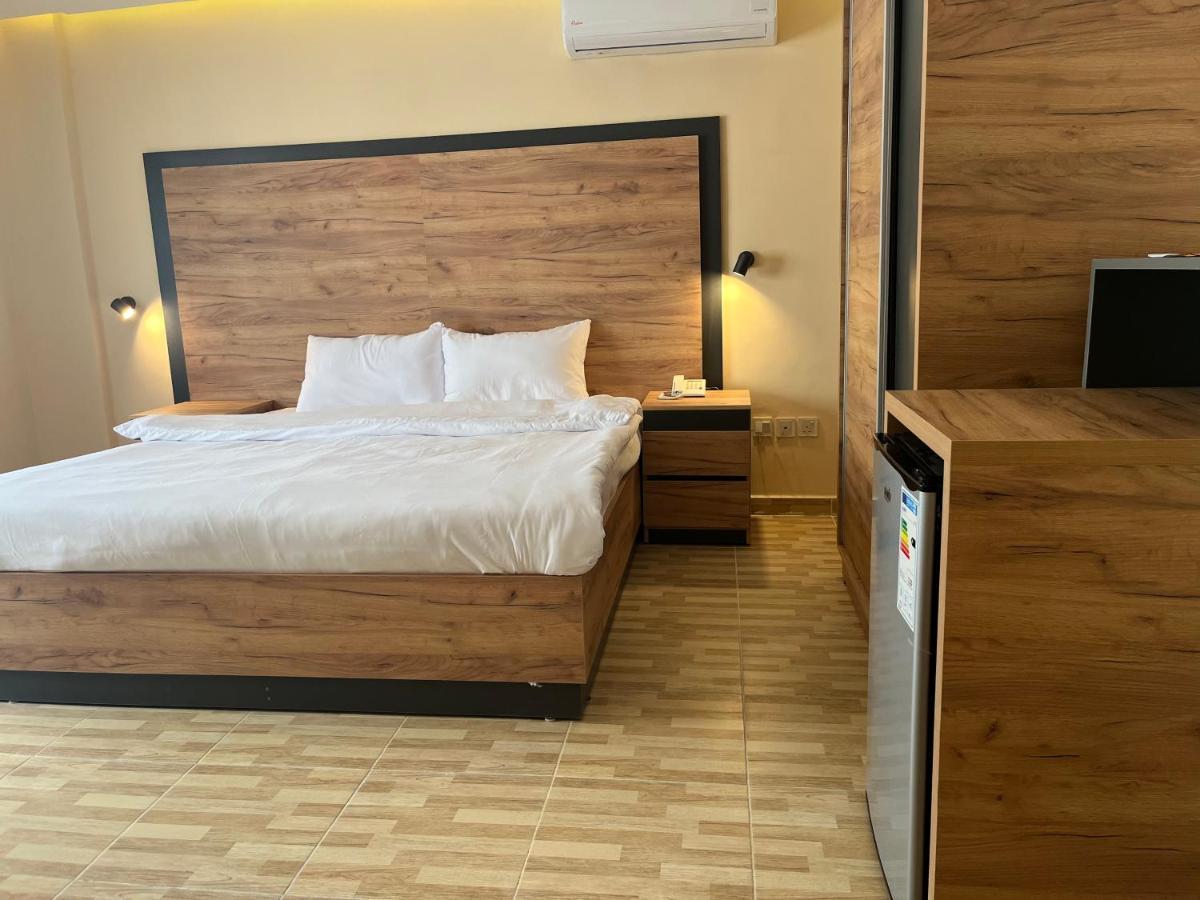 The Palm Hotel Akaba Zewnętrze zdjęcie