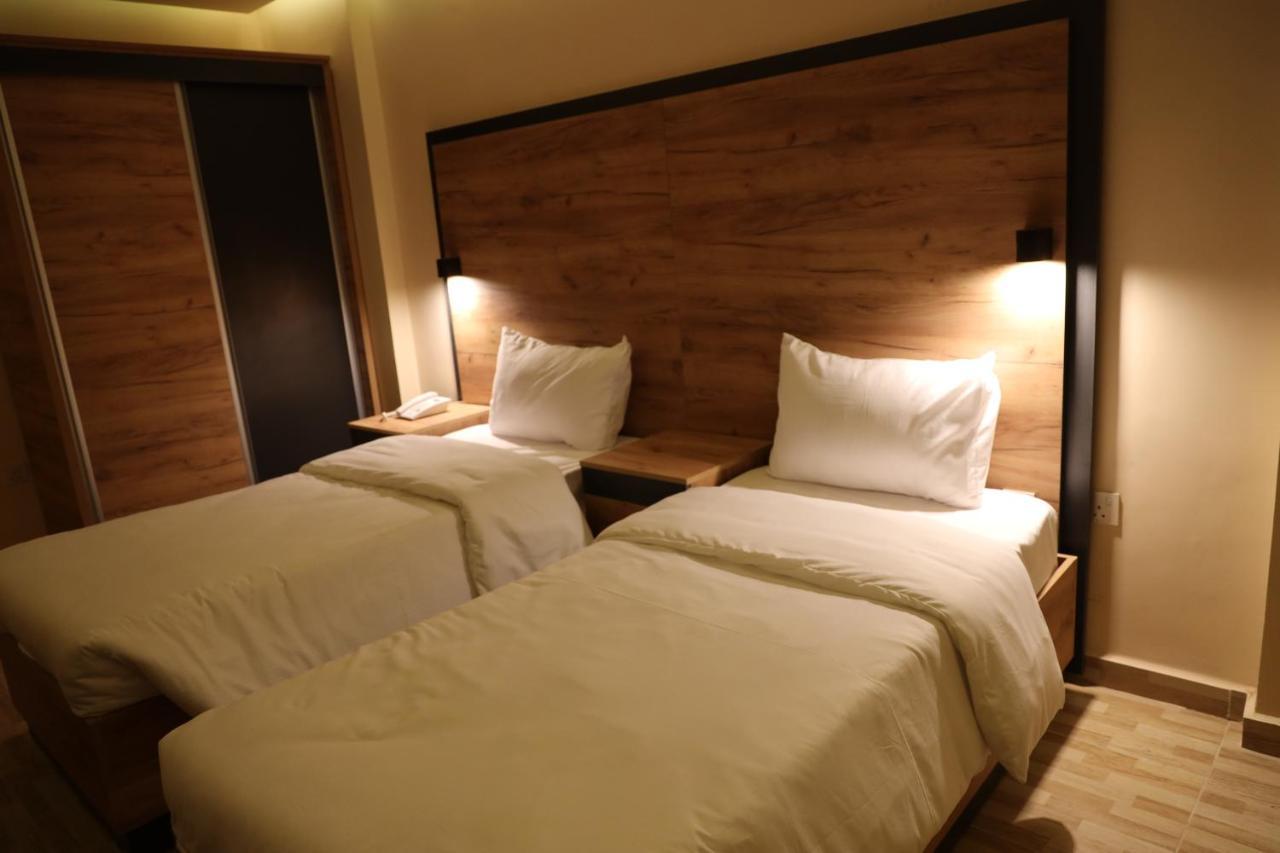 The Palm Hotel Akaba Zewnętrze zdjęcie