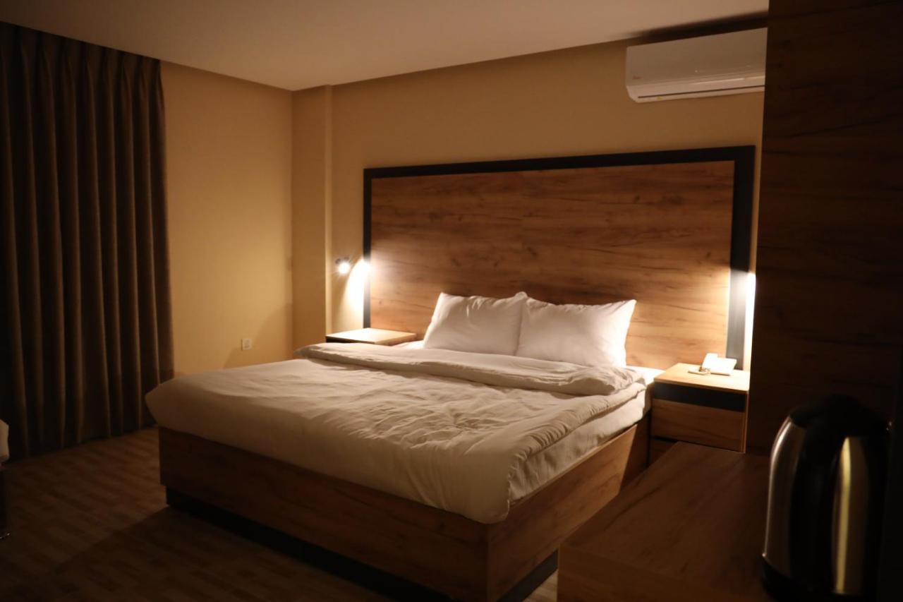 The Palm Hotel Akaba Zewnętrze zdjęcie